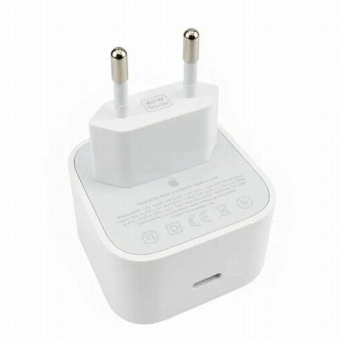 Apple 40W Dynamic Power Adapter with 60W Max (MGKV4), белый